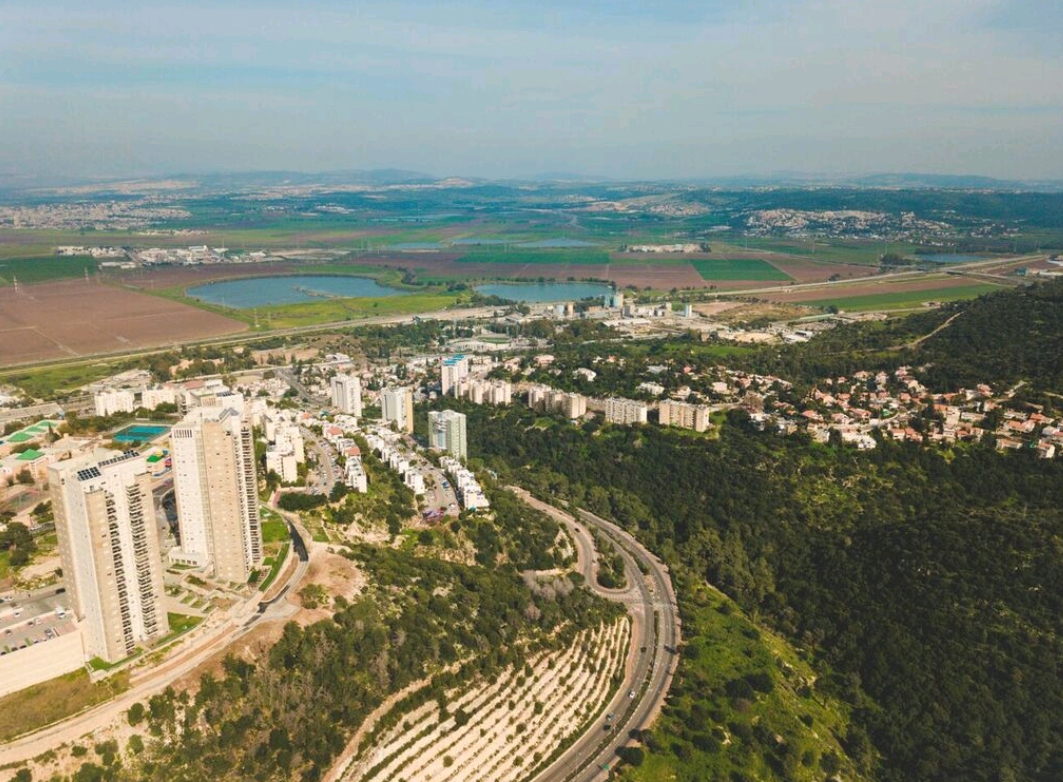 שלומי זינו בפניה לרוה"מ – עשה צדק חלוקתי וספח שטחים ממועצה אזורית זבולון לנשר