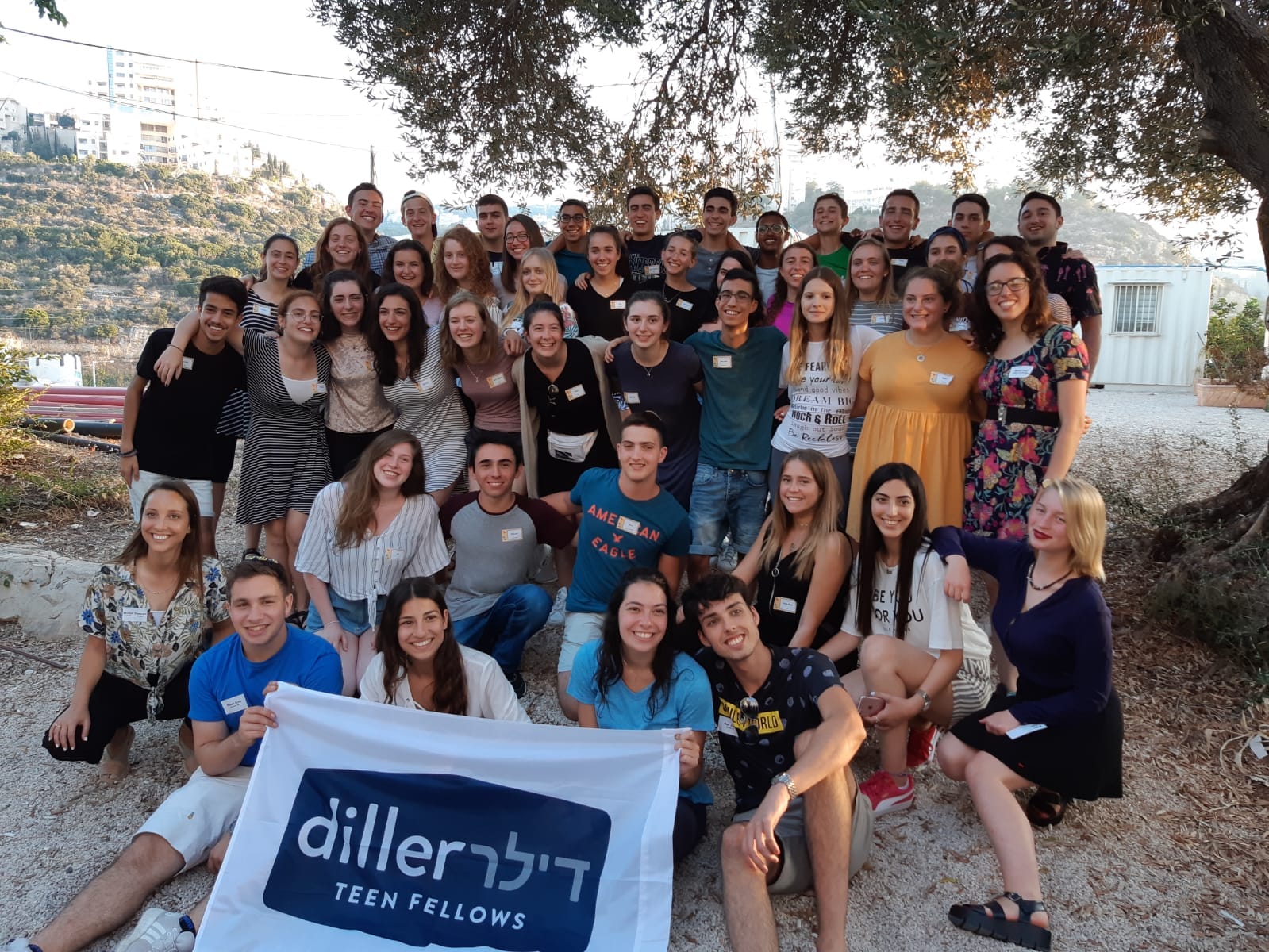 אחים מעבר לים