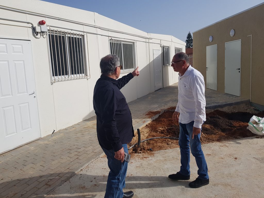 כיתות חדשות בבית ספר הדמוקרטי "קשת"
