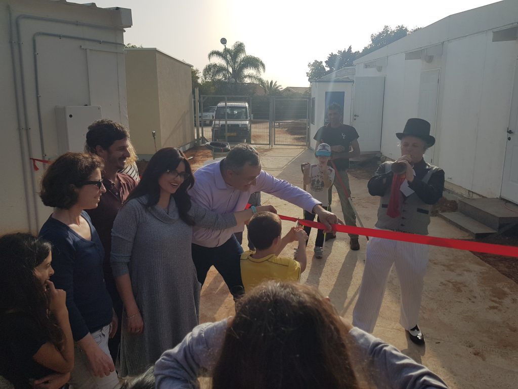 כיתות חדשות בבית ספר הדמוקרטי "קשת"