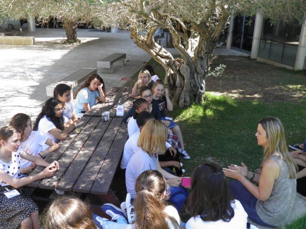 תלמידות תיכון מחיפה התארחו במחנה קיץ טכנולוגי