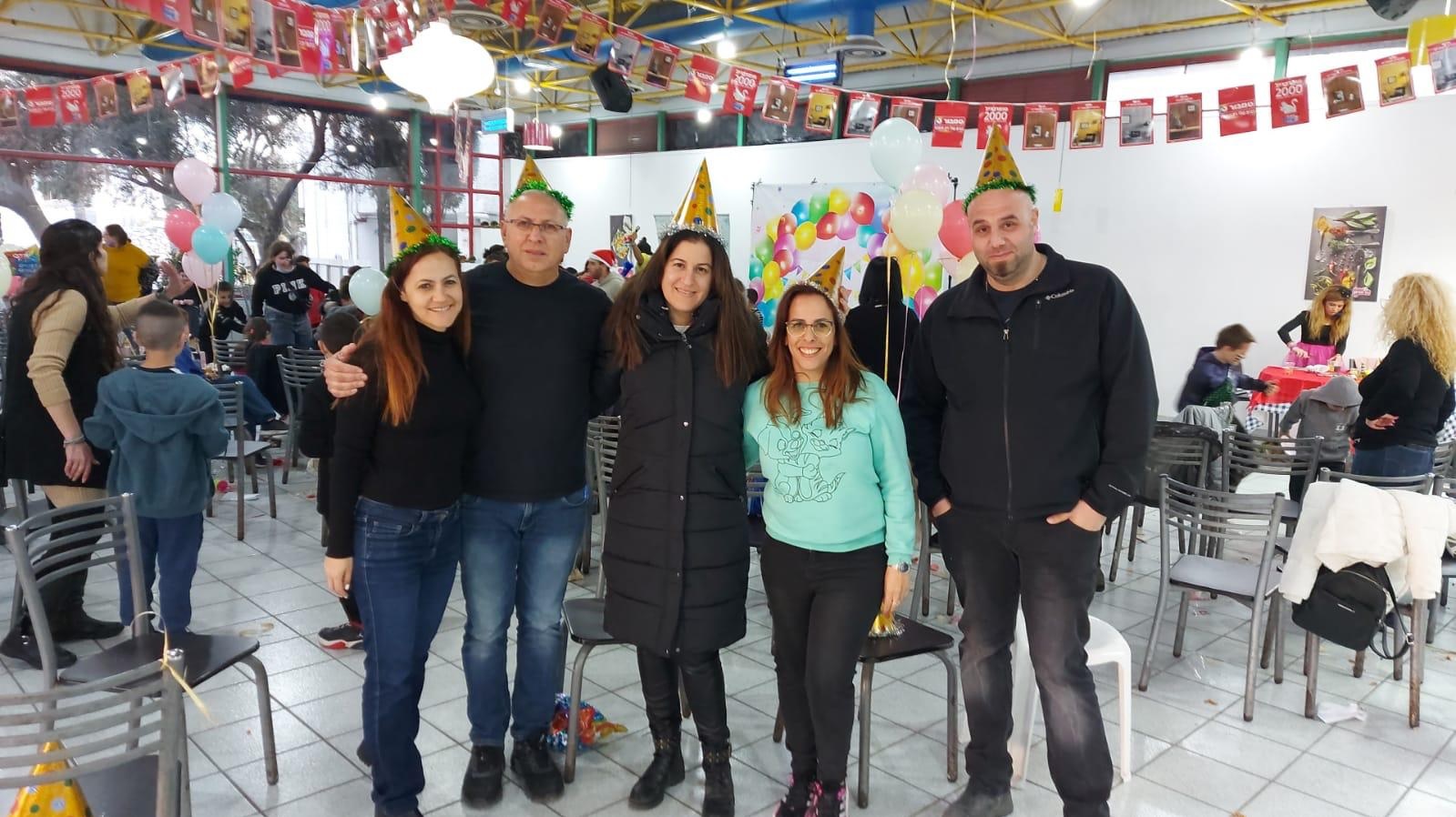 החג הצבעוני של חברת הצבע