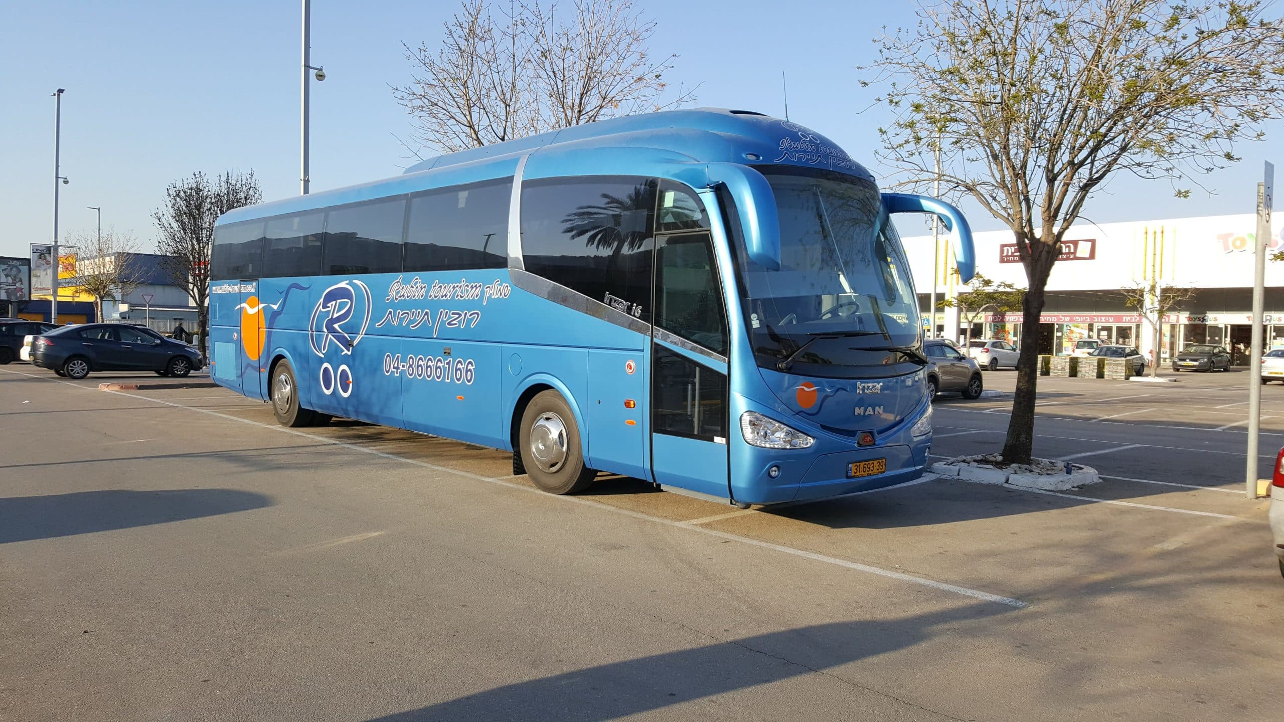 באיזה מקרים כדאי לבחור חברת הסעות וכיצד בוחרים?