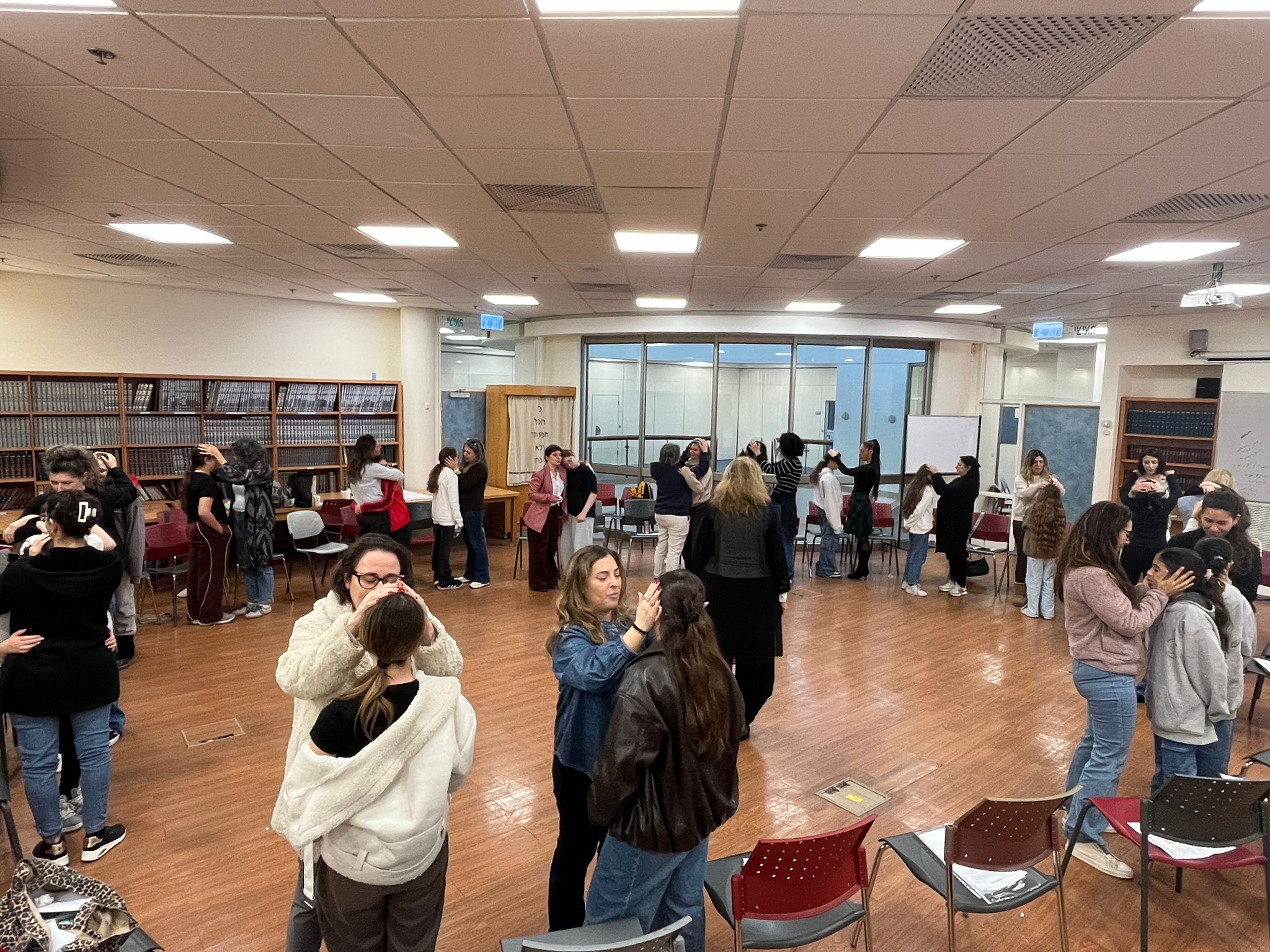 מרגש: אימהות של בנות ובני מצווה במפגש להעצמה וחיבור לשורשים